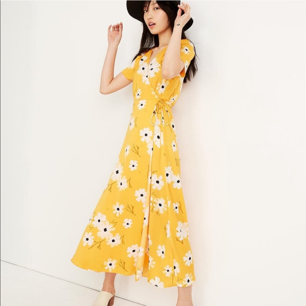 Madewell Puff-sleeve yellow floral wrap dress